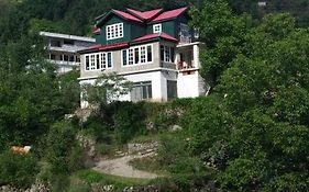 The Jungle Inn Resort & Restaurant